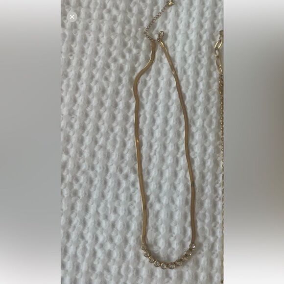 Gold and Diamond necklace and bracelet bundle - Picture 2 of 2